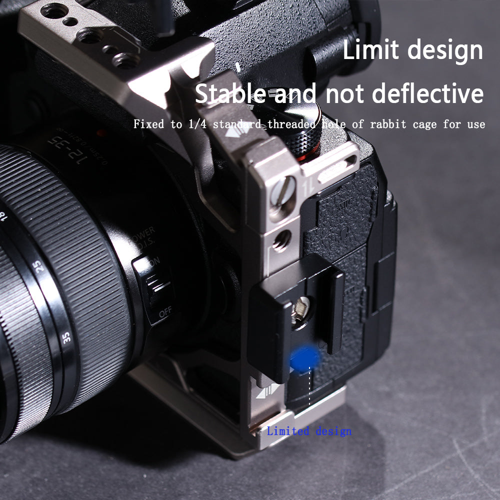Cold shoe base with a 1/4 screw hole